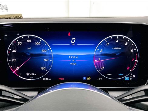 Certified 2025 Mercedes-Benz GLC 300 image 23