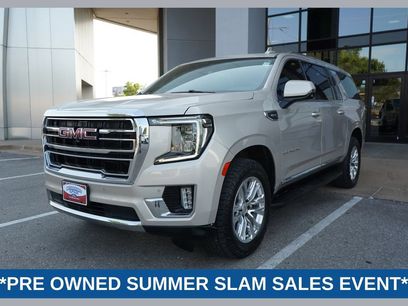 Used 2022 GMC Yukon XL SLT w/ SLT Luxury Package