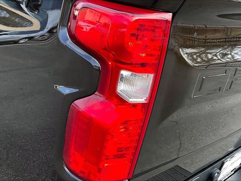 Used 2019 Chevrolet Silverado 1500 LT w/ All-Star Edition image 26