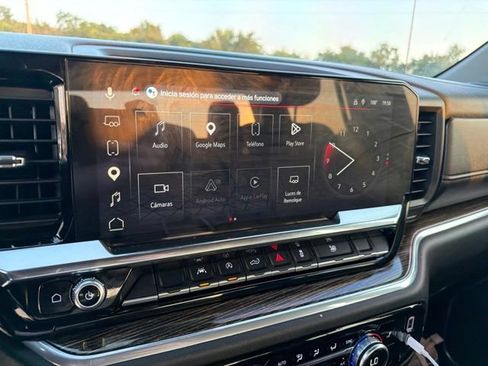 Used 2025 GMC Sierra 1500 Elevation AWD/4WD image 14
