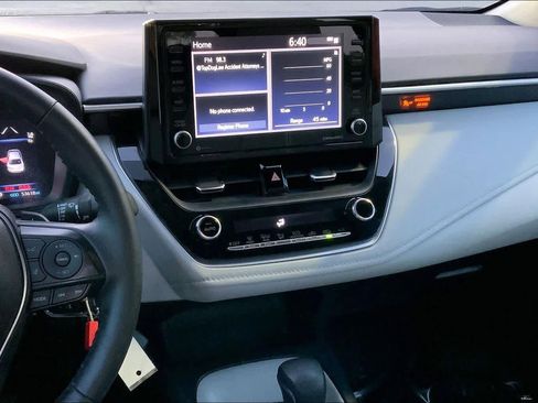 Used 2022 Toyota Corolla SE FWD image 7
