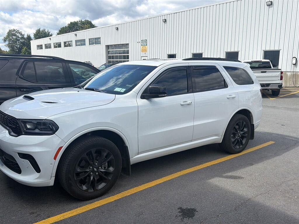 Used 2025 Dodge Durango GT AWD/4WD image 5