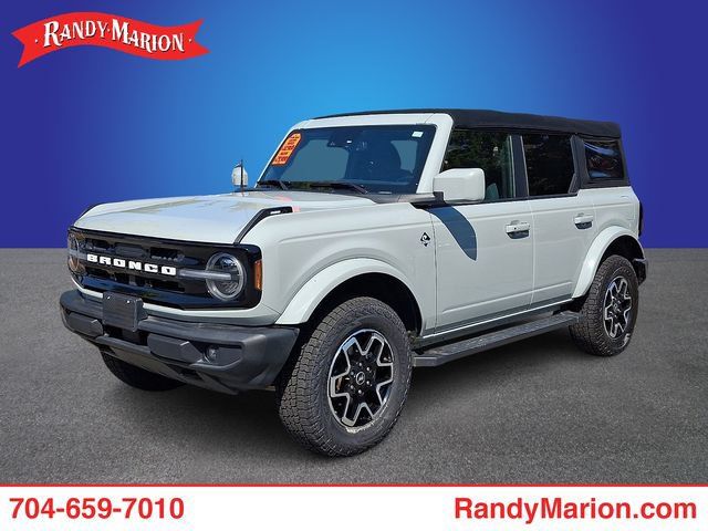 Used 2021 Ford Bronco Outer Banks AWD/4WD image 1