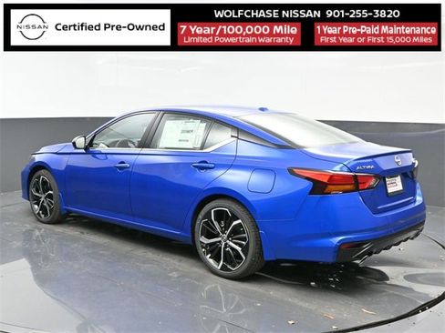 Certified 2025 Nissan Altima 2.5 SR image 3