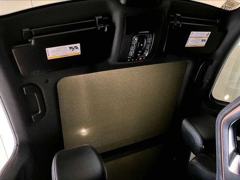 Used 2020 Mercedes-Benz GLE 350 4MATIC image 25