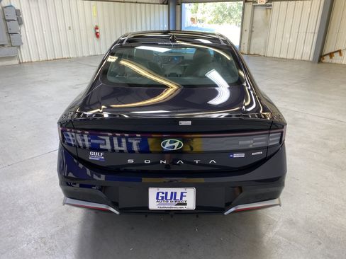 Used 2025 Hyundai Sonata Limited image 7