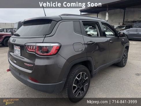 Used 2020 Jeep Compass Trailhawk image 5
