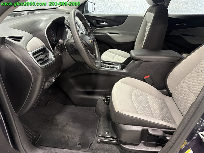 Used 2018 Chevrolet Equinox LS AWD/4WD image 23