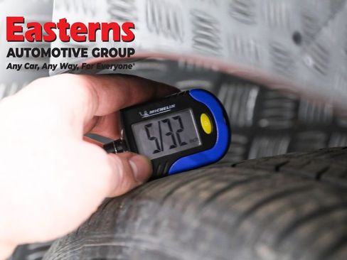 Used 2025 Toyota Corolla LE image 23