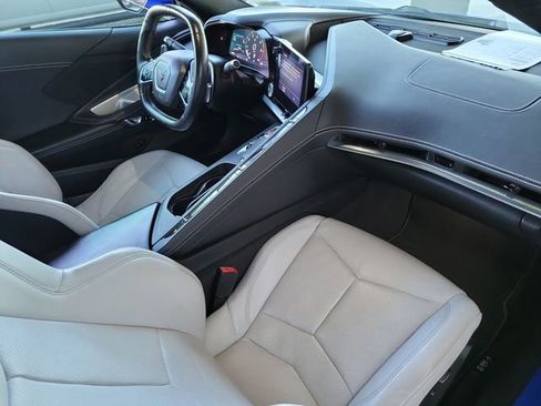 Certified 2020 Chevrolet Corvette Stingray Coupe w/ Chrome Exterior Badge Package image 8