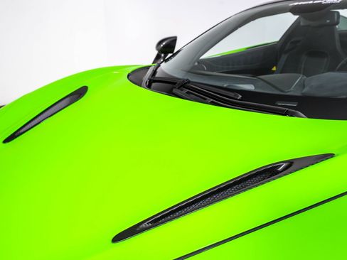 Used 2022 McLaren 720S Performance RWD image 22
