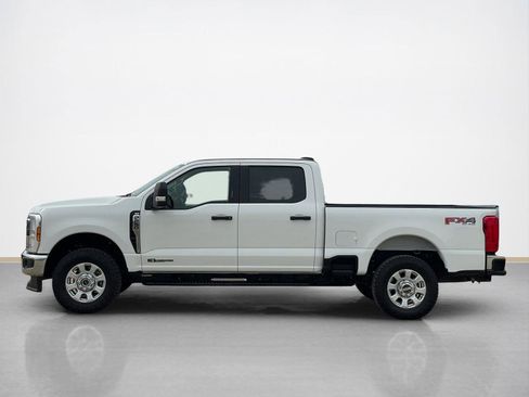Used 2024 Ford F250 XLT w/ FX4 Off-Road Package image 4