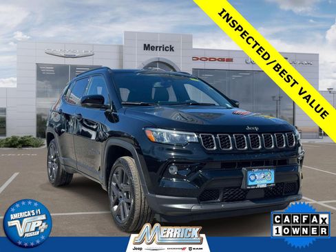 Used 2025 Jeep Compass Limited w/ Sun & Sound Group AWD/4WD image 1