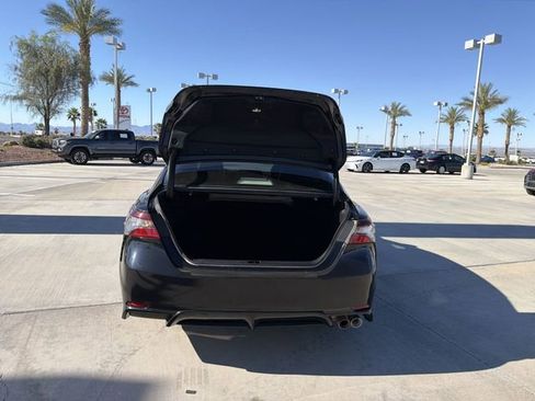 Used 2021 Toyota Camry SE w/ Blackout Package (TMS) image 29