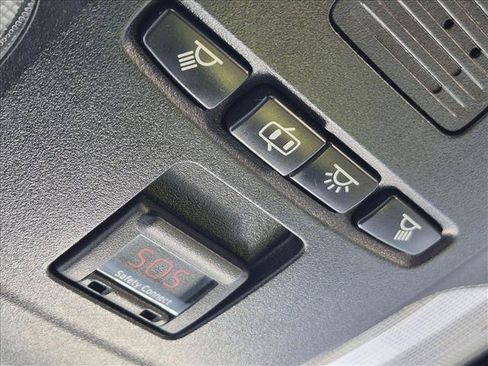 Used 2020 Toyota Corolla SE FWD image 14