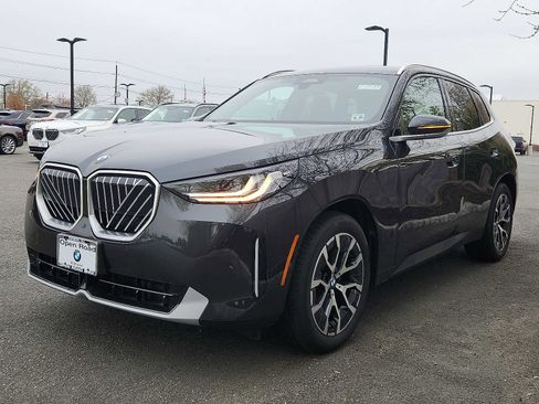 Used 2026 BMW X3 xDrive30 w/ Convenience Package AWD/4WD image 3