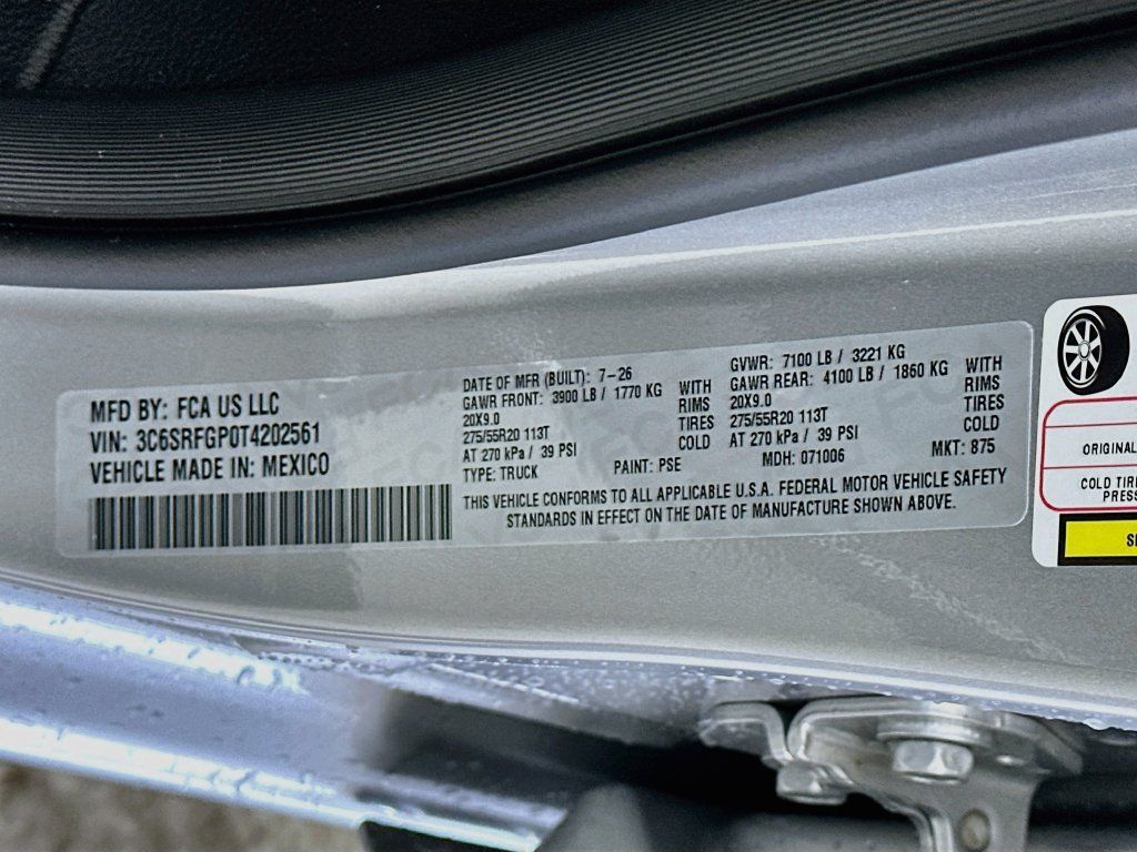 New 2026 RAM 1500 Express AWD/4WD image 18