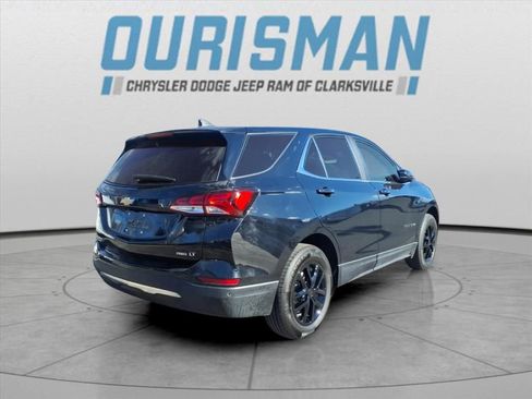 Used 2024 Chevrolet Equinox LT image 3