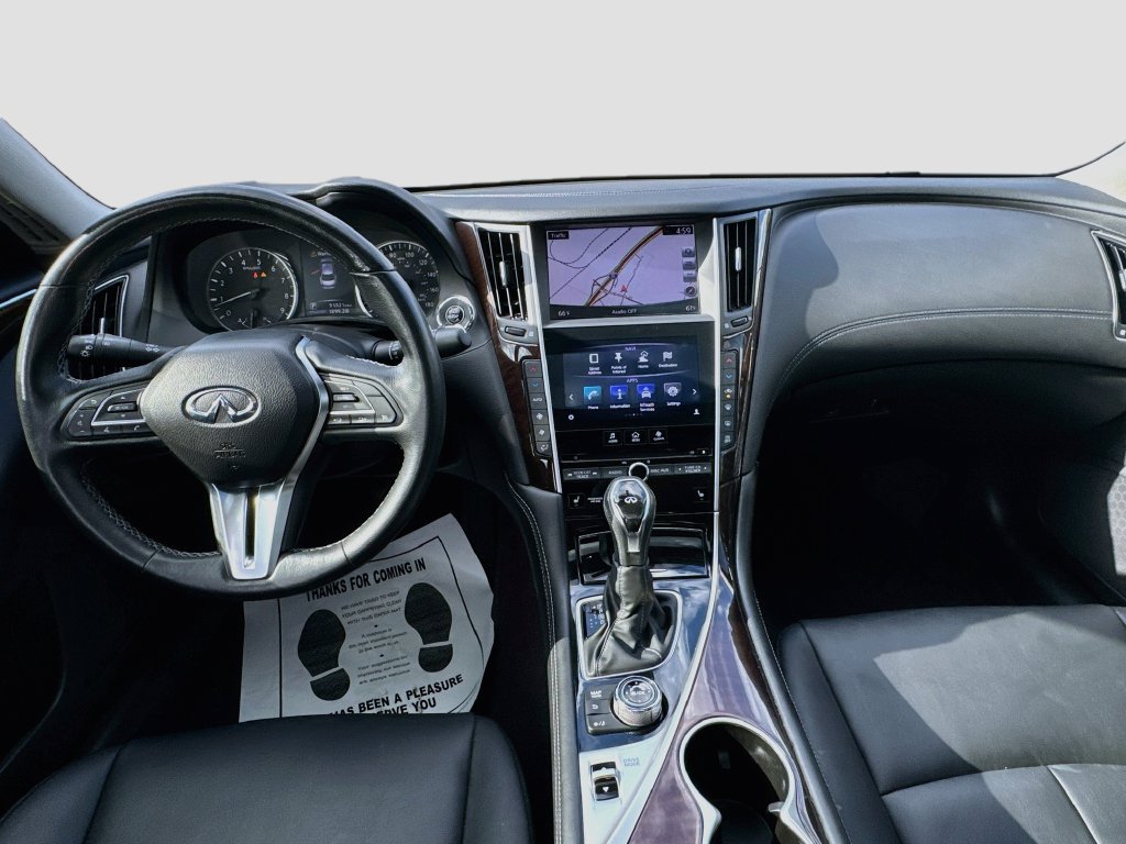 Used 2018 INFINITI Q50 Luxe w/ Essential Package (3.0T Luxe) AWD/4WD image 27