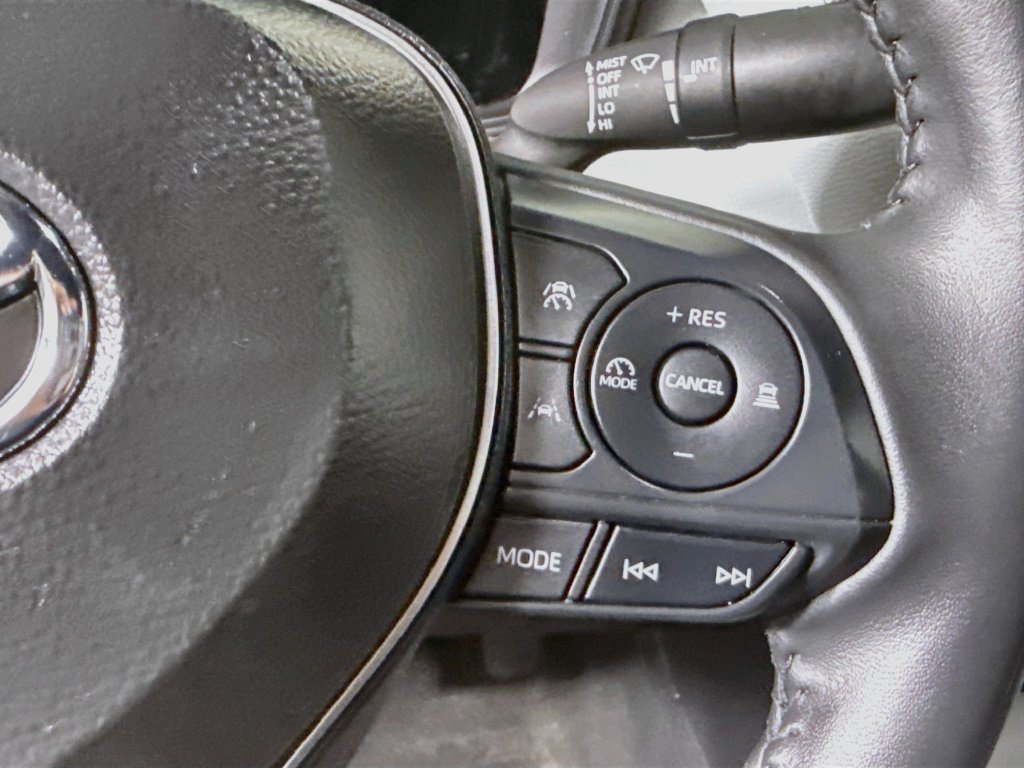 Used 2026 Toyota Corolla SE FWD image 14