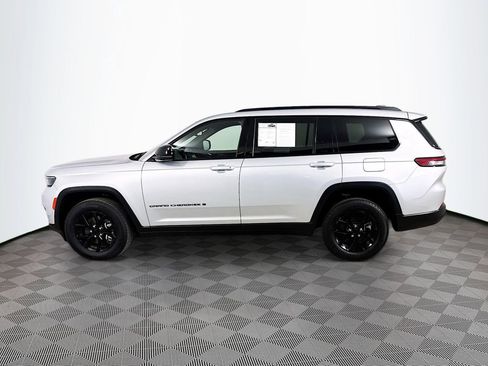 Used 2024 Jeep Grand Cherokee L Laredo AWD/4WD image 4
