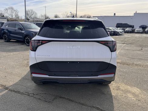 New 2026 Kia Sportage EX image 5