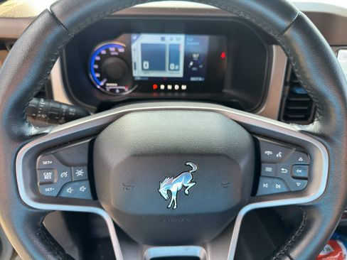 Used 2022 Ford Bronco Outer Banks AWD/4WD image 22