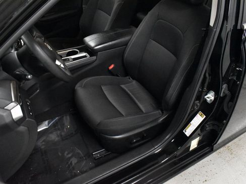 Used 2023 Nissan Altima 2.5 SV image 13