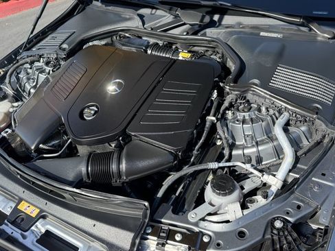 Used 2023 Mercedes-Benz C 300 Sedan image 5