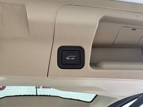 Used 2019 GMC Acadia Denali w/ Technology Package FWD image 55