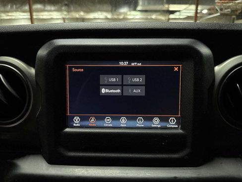 Used 2018 Jeep Wrangler Unlimited Sport S AWD/4WD image 20