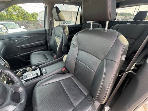 Used 2021 Honda Pilot Elite image 25