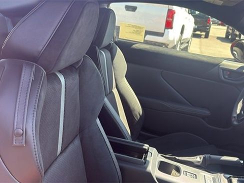 New 2025 Toyota GR86 Premium image 23