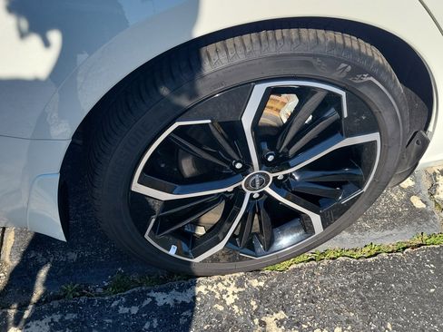 Used 2025 Nissan Altima 2.5 SR image 7