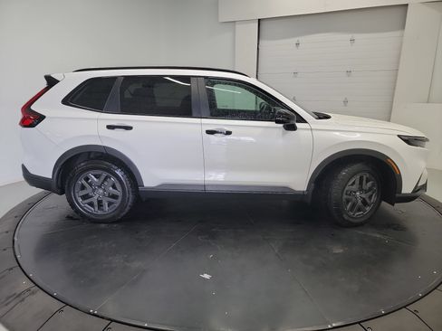 Certified 2026 Honda CR-V TrailSport image 11