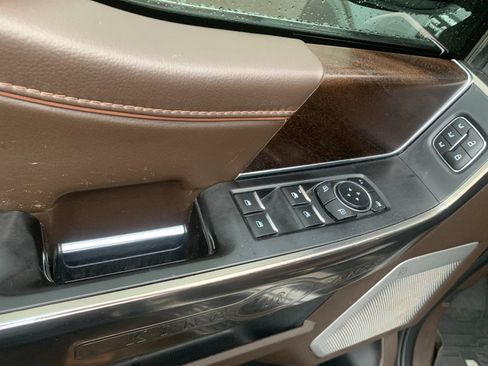Used 2022 Ford F150 King Ranch w/ Equipment Group 601A High AWD/4WD image 14