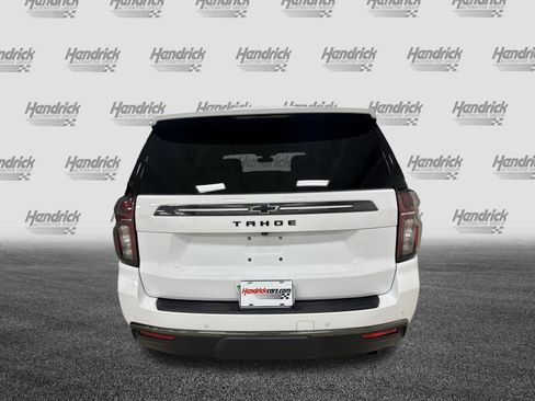 Used 2022 Chevrolet Tahoe Z71 w/ Luxury Package AWD/4WD image 9