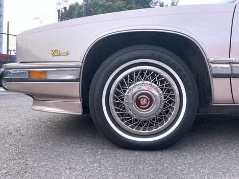 Used 1991 Cadillac Eldorado Coupe image 16