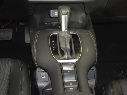 New 2026 Honda HR-V EX-L image 13
