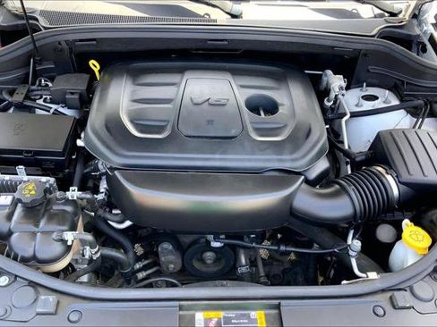 Certified 2022 Jeep Grand Cherokee Laredo X RWD image 28