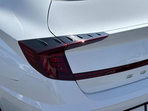Used 2023 Hyundai Sonata SEL w/ Cargo Package FWD image 11