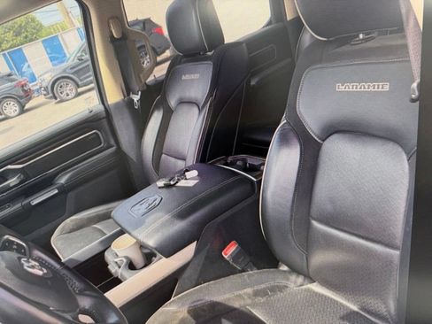 Used 2021 RAM 1500 Laramie AWD/4WD image 7