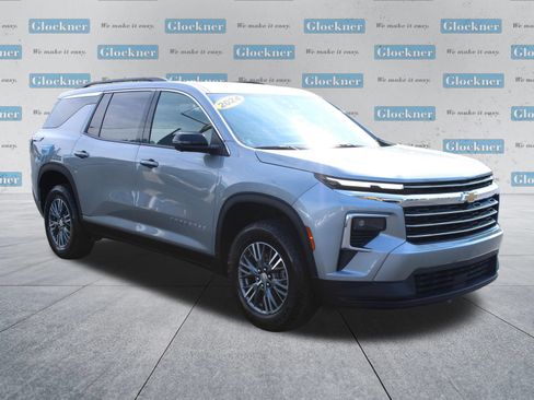Used 2024 Chevrolet Traverse LT w/ LPO, Floor Liner Package AWD/4WD image 3