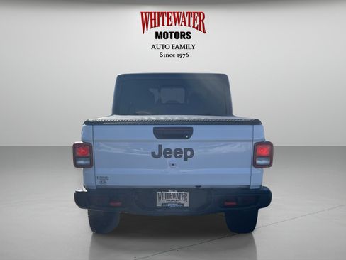 Used 2021 Jeep Gladiator Rubicon w/ Cold Weather Group image 4