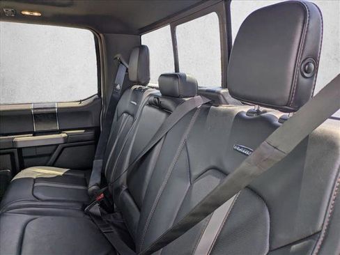 Used 2018 Ford F150 Platinum w/ Equipment Group 701A Luxury AWD/4WD image 11