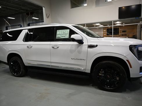 New 2026 GMC Yukon XL Elevation w/ Elevation Premium Package image 4