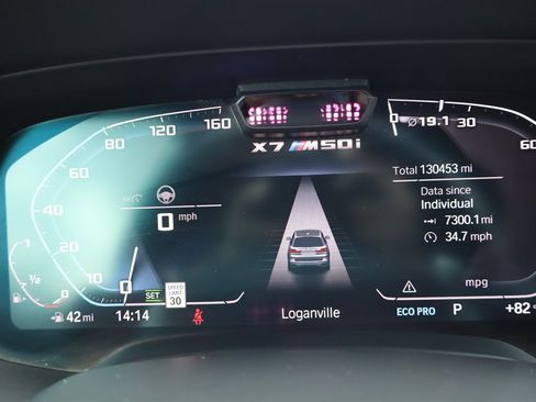 Used 2020 BMW X7 M50i w/ Dynamic Handling Package AWD/4WD image 30