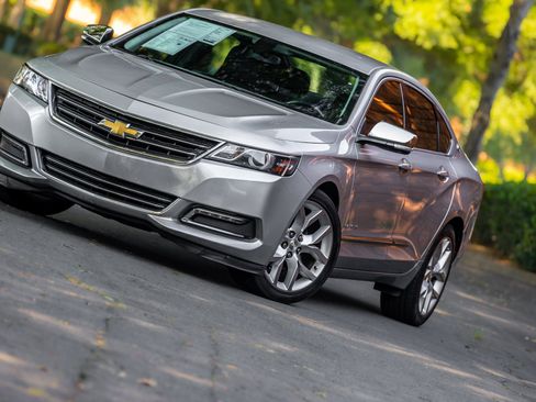 Used 2018 Chevrolet Impala Premier FWD image 23