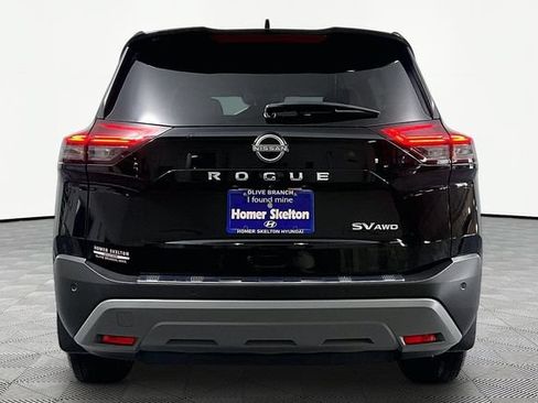Used 2023 Nissan Rogue SV AWD/4WD image 4