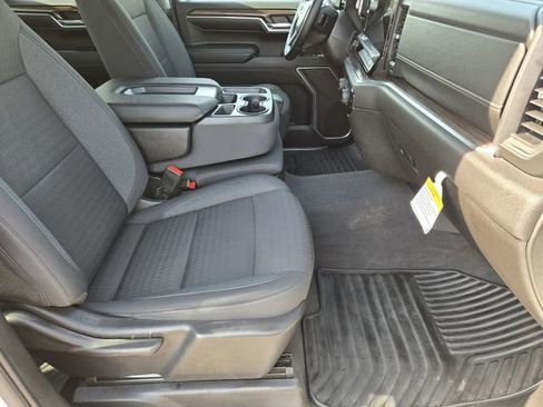 Used 2023 Chevrolet Silverado 1500 LT AWD/4WD image 14
